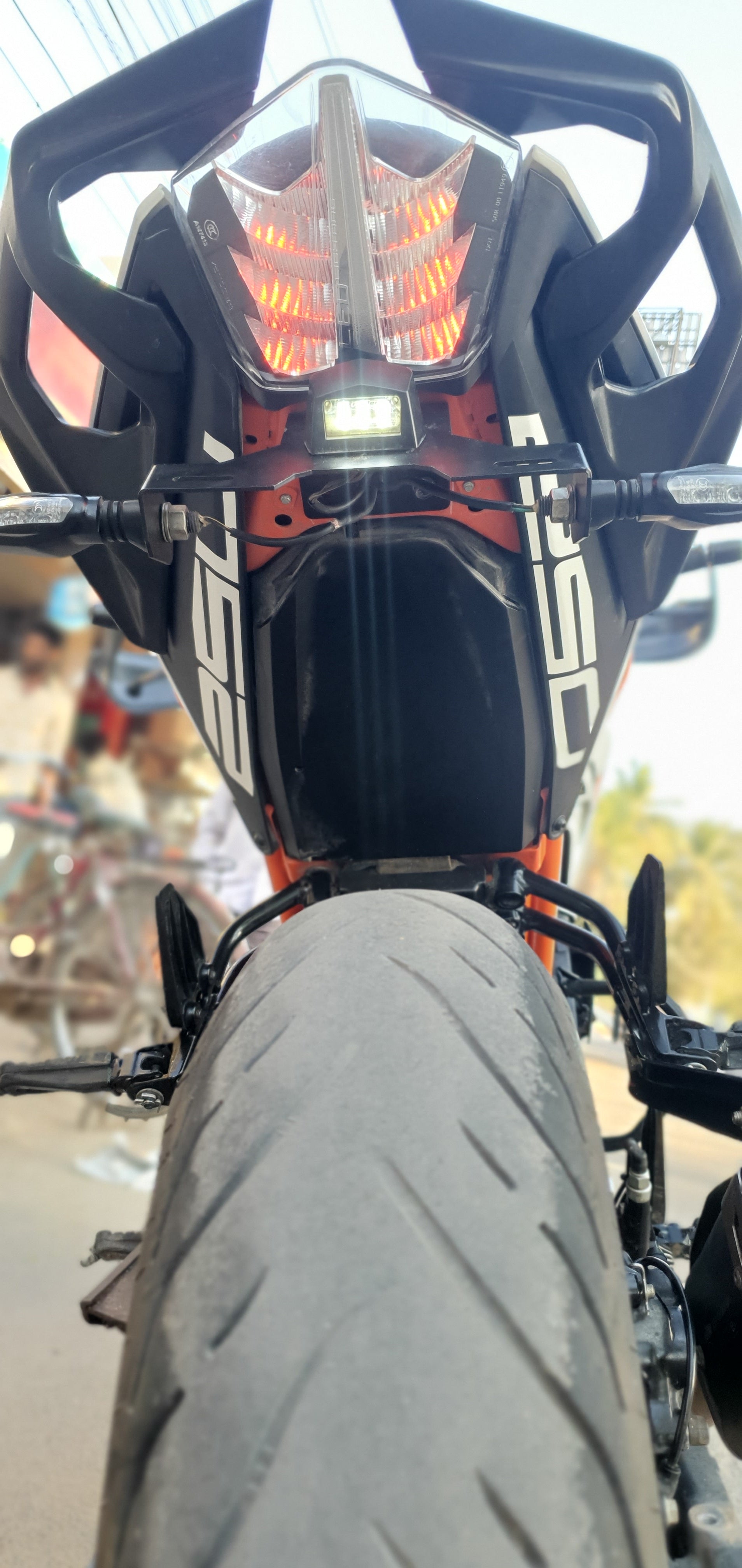 Ktm duke deals fender eliminator